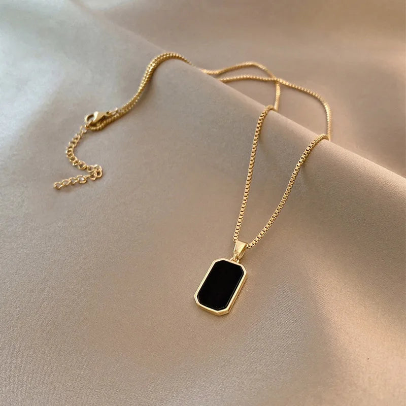 Fashion Square Necklace for Women Korean Black Geometric Pendant Necklace Collar Neck Gold Color Chain Charm Jewelry Party Gift